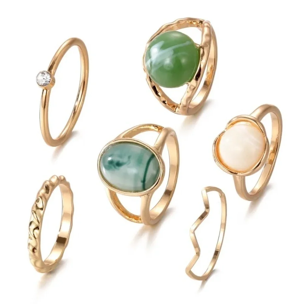 *CAPRICE* 6-Pc Gold x Green Gem Fashion Ring Set